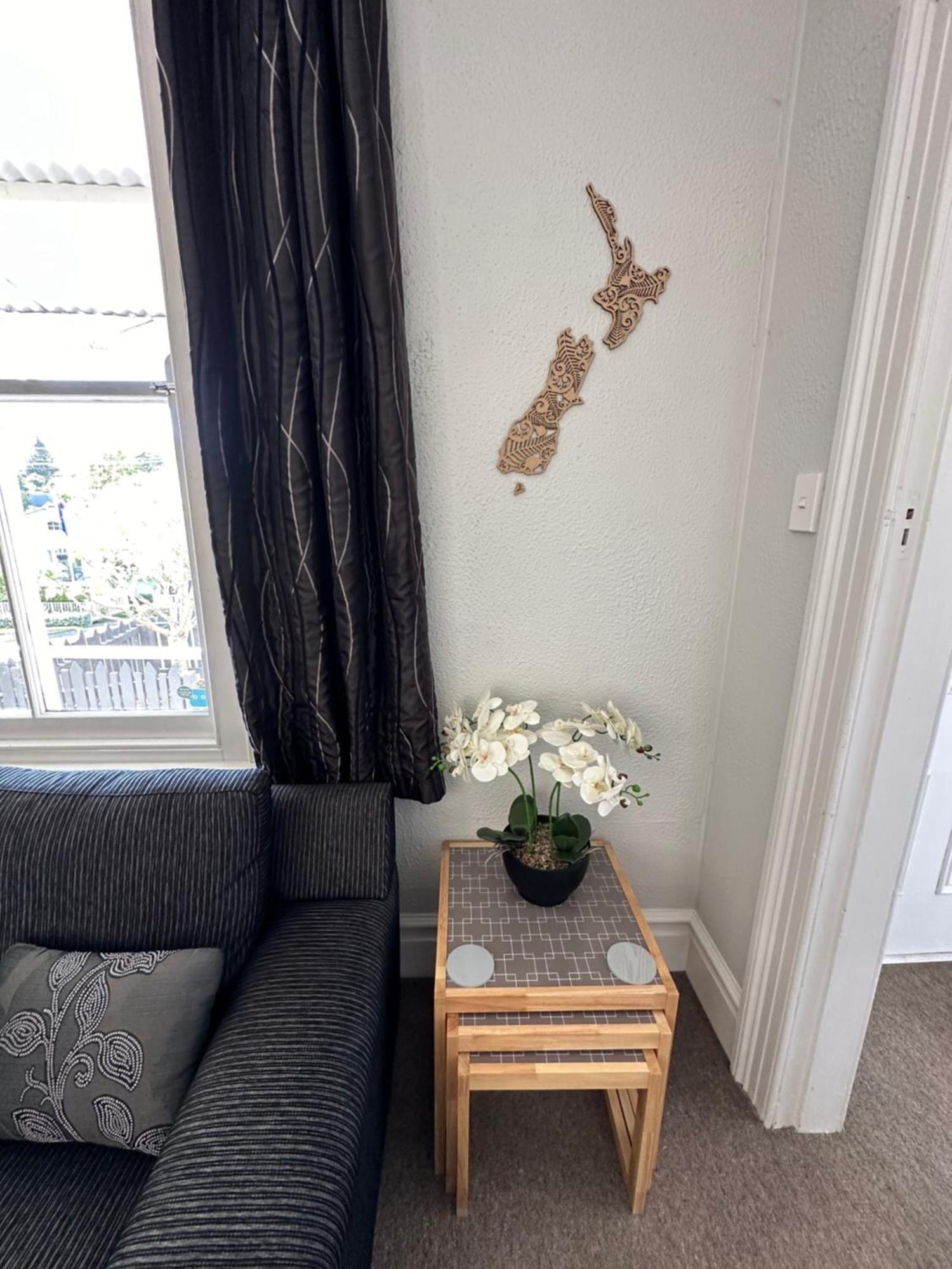 Renwick In The City Nelson, 10Min Walk To City Centre, Full Kitchen, Fast Fibre Wifi, Drive 13Min To Airport, 5Min To Hospital, Quiet Street, Dog Friendly Exterior foto